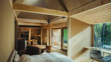 Skrivbord, gratis wi-fi och sängkläder