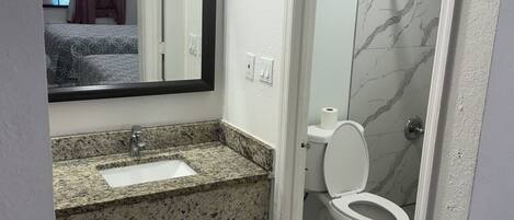 Toallas, jabón, shampoo