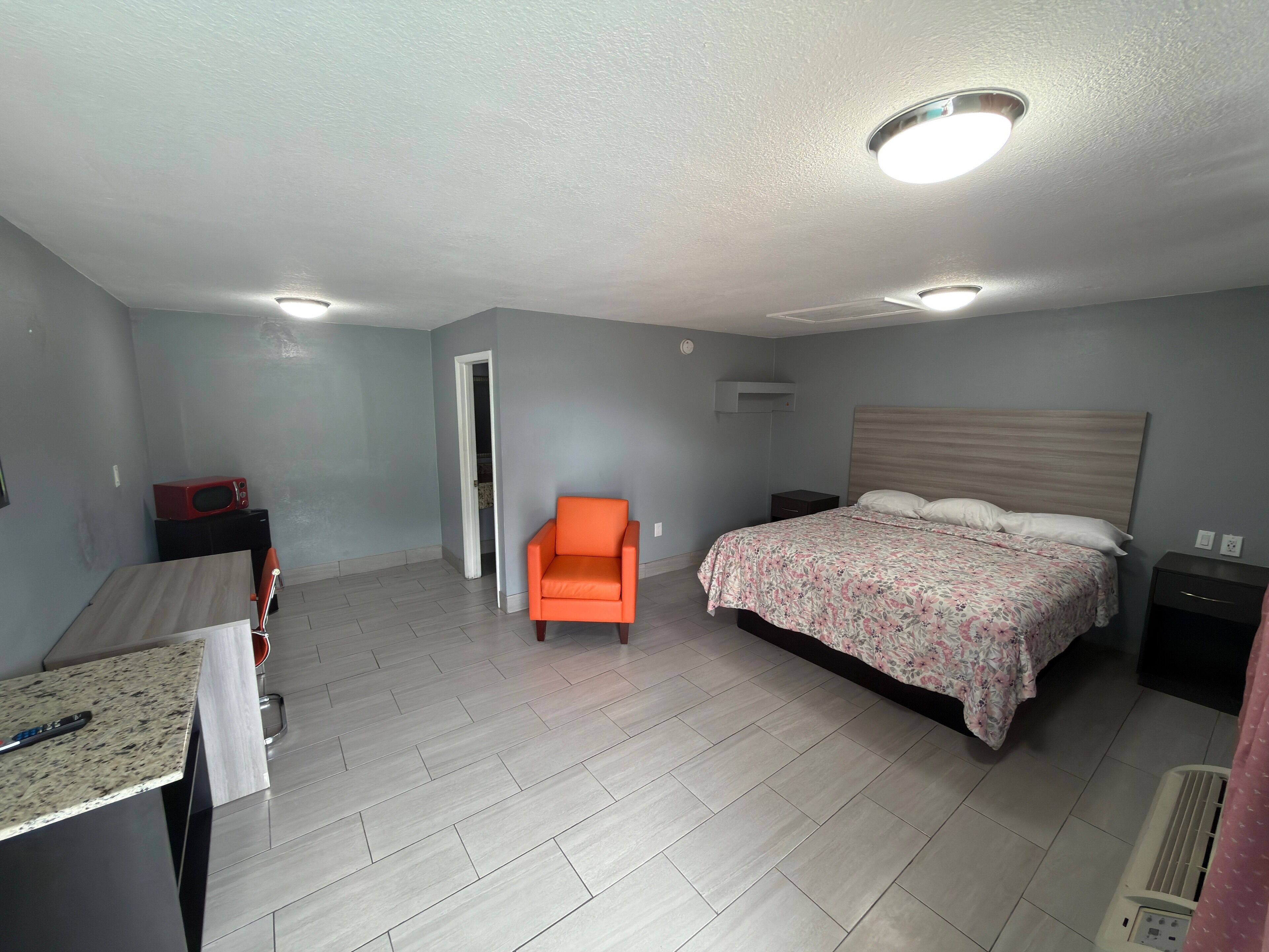 Chambre Confort, 1 très grand lit, non-fumeur