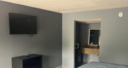 Apollo Inn
