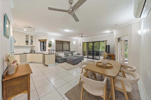 2 bedroom unit on The Strand
