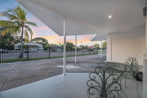 Terrace/patio - Seabreeze Unit 2 / Seabreeze Unit 2 (North Ward)