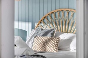 Iron/ironing board, WiFi