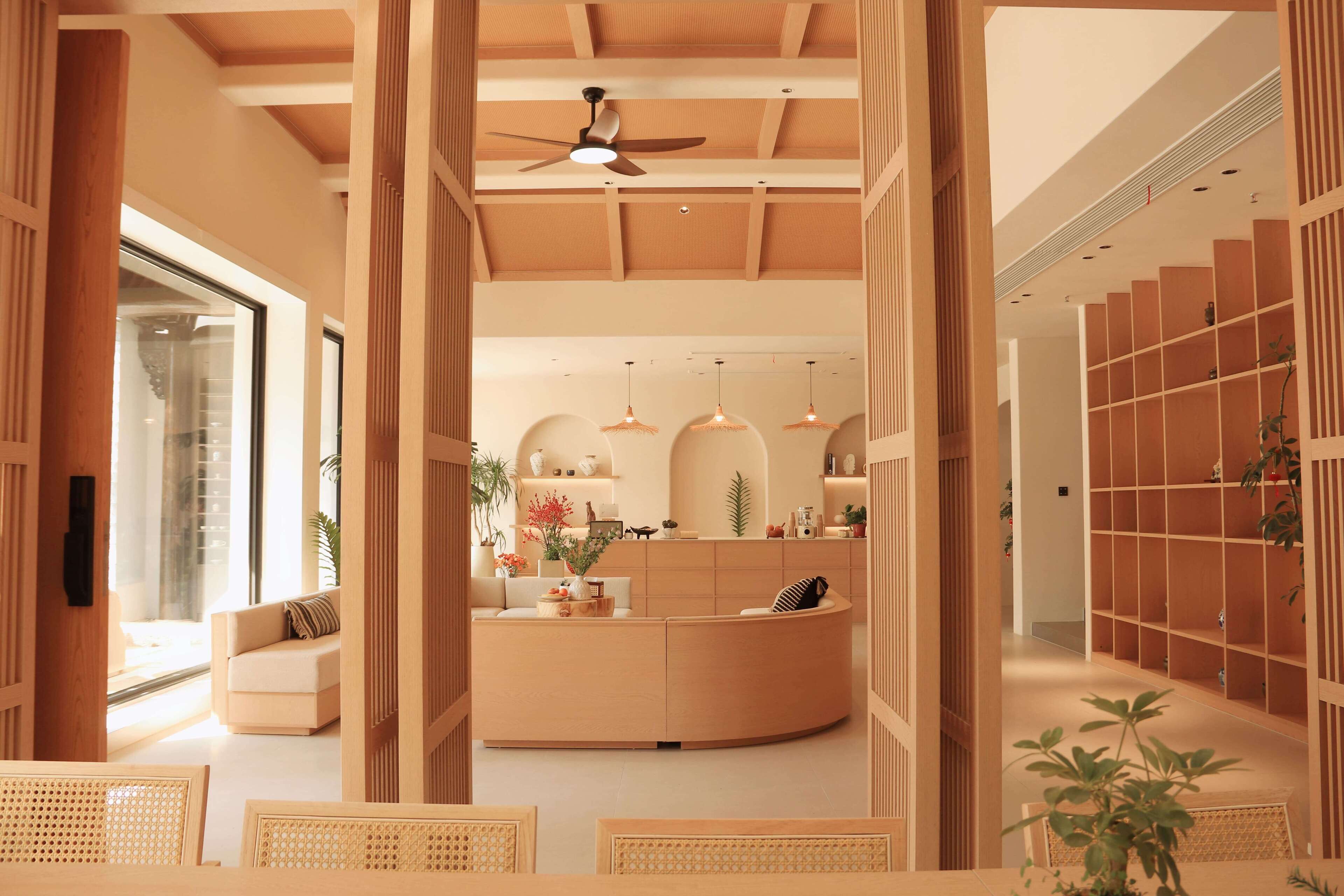 Reception hall