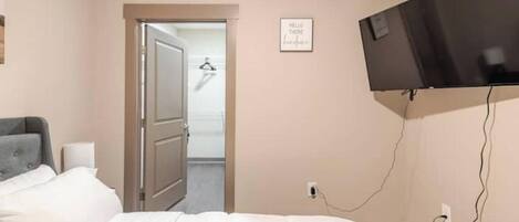 1 camera, ferro/asse da stiro, Wi-Fi, lenzuola