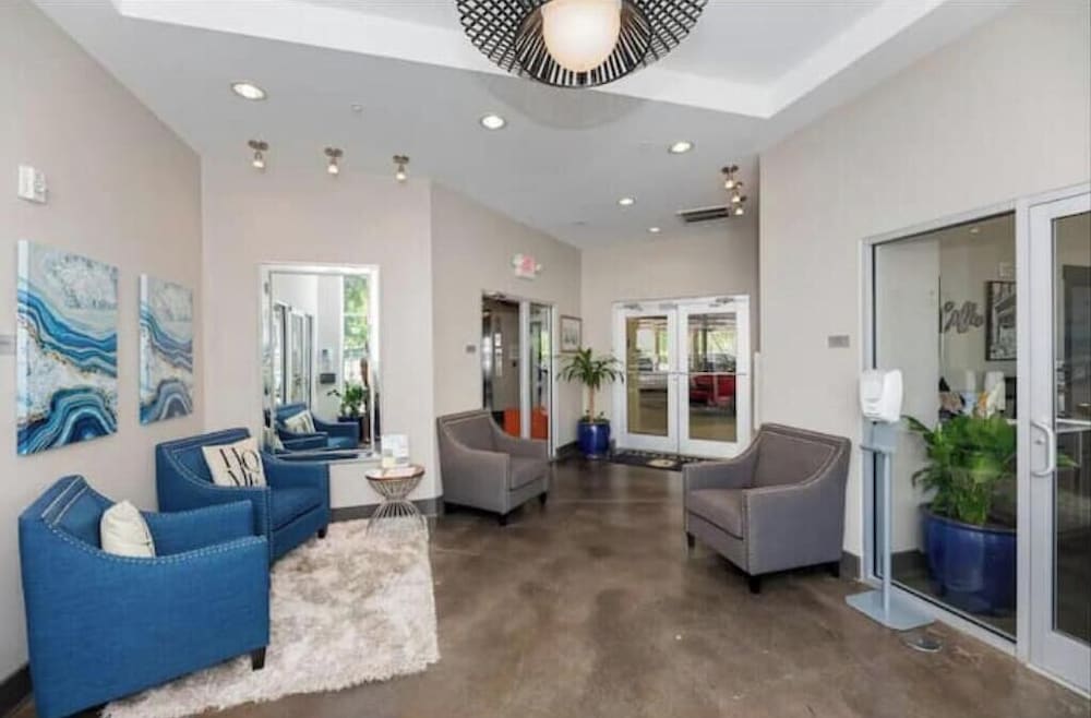 Beautiful view of Luxury Uptown Apartments