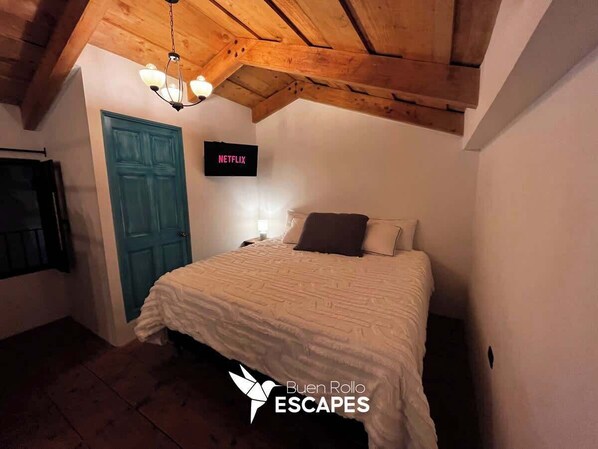 1 bedroom, desk, iron/ironing board, free WiFi