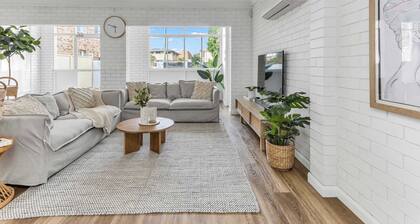 Coastal Sanctuary Minutes from Beach - Lower Level