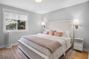 4 bedrooms, iron/ironing board, travel crib, WiFi
