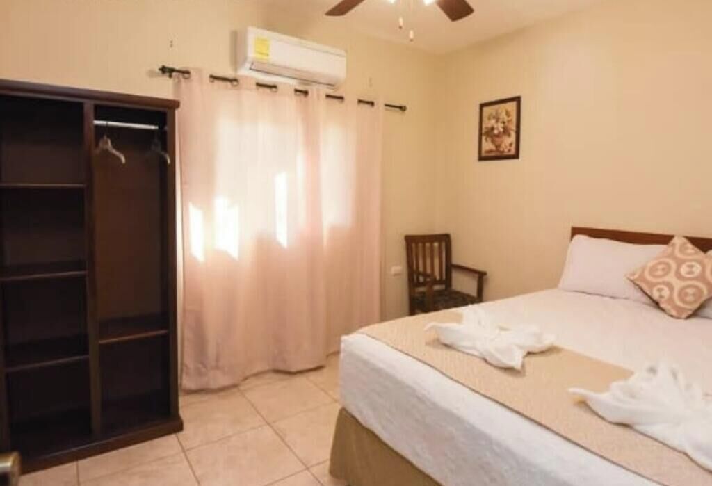 Classic Suite, Patio, Mountain View