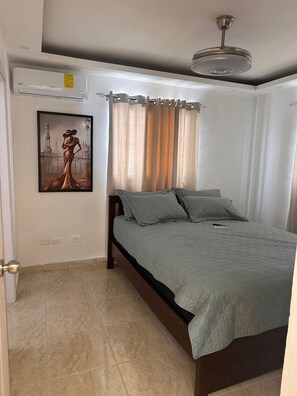2 habitaciones y caja de seguridad en la habitación
