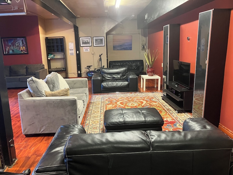 Large Marina District Loft- Best Location- Walking Distance To Everywhere! - Coronado
