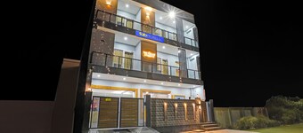 Fabhotel The Viraaj