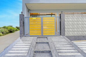 EntrĂ©e de lâhĂ©bergement