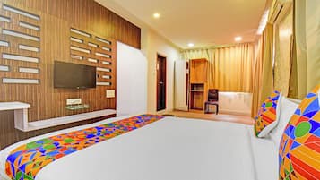 Egyptian cotton sheets, premium bedding, in-room safe, free WiFi