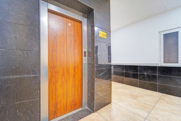 Elevator - Fabexpress Ab Merdian (Coimbatore)