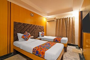 Lakens van Egyptisch katoen, luxe beddengoed, een kluis op de kamer