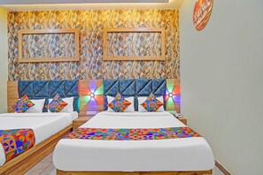 Lakens van Egyptisch katoen, luxe beddengoed, een kluis op de kamer
