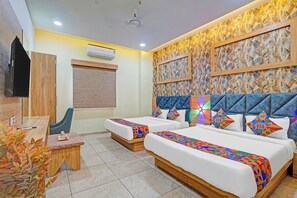 Lakens van Egyptisch katoen, luxe beddengoed, een kluis op de kamer