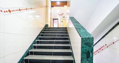 Fabhotel Cruz Royale