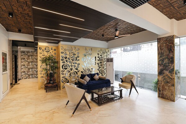 Khu tiếp khách ở sảnh