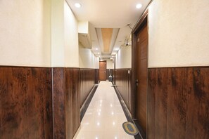 Lobby - Fabhotel Buland Plaza (New Delhi)