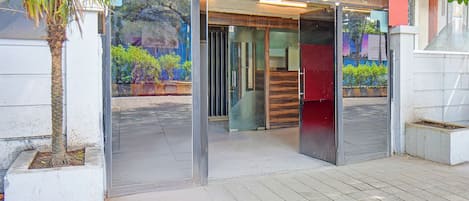 Entrée de l’hébergement