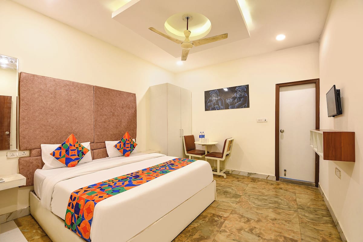 Deluxe Room | Egyptian cotton sheets, premium bedding, in-room safe, free WiFi