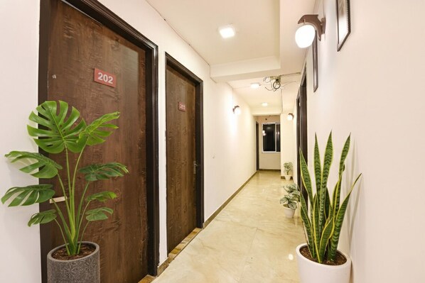 Lobby - Fabhotel Blu Lagoon Inn (New Delhi)