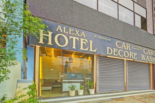 Fabhotel Alexa