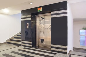 Elevator - Fabhotel Cinco (Hyderabad)