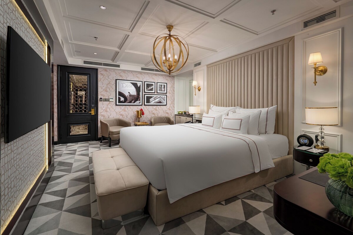 Premium bedding, down duvets, memory-foam beds, minibar