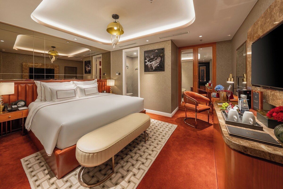 Premium bedding, down duvets, memory-foam beds, minibar