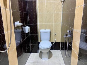 Shower, towels, soap, shampoo