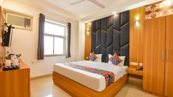 Luxury-Doppelzimmer | Laptopgeeigneter Arbeitsplatz, kostenloses WLAN, Bettwäsche