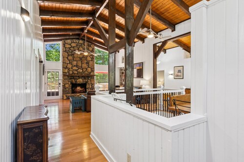 Lake Time! RARE Grass-to-Water Dock Access!