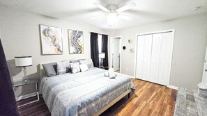 3 chambres, bureau, fer et planche à repasser, Wi-Fi gratuit