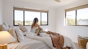 3 bedrooms, free WiFi, bed sheets