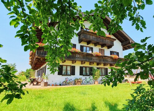 Apartment 2, 60 sqm for 1-5 persons with balcony