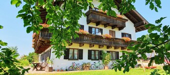 Apartment 3, 66 sqm for 1-5 persons, 2 sep. Bedroom with balcony