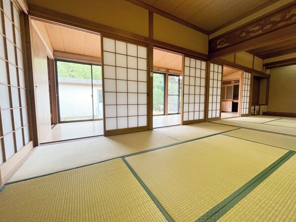 Interior - Rent the whole house Limited to one group per day A detached house of about 223m maximum 12 peo / Kushima Miyazaki (Kushima)