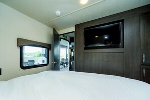 1 chambre, bureau, Wi-Fi gratuit, draps fournis