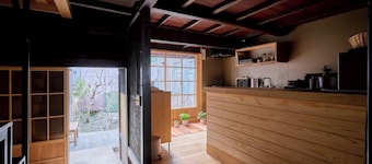 Nonsmoking A place youll want to live Gujo Hachiman Inn Ages 11 and up / Gujo Gifu