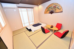 Free WiFi, bed sheets - A vacation home in the center of Kyoto City with  / Kyoto  Shimogyo-ku Kyōto (Kyoto  Shimogyo-ku)