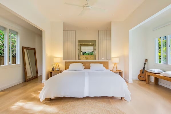 4 habitaciones, tabla de planchar con plancha y wifi gratis