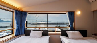 For 14 people Stay as if you were living in a traditional Japanesestyle house / Hagi Yamaguchi