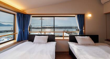 For 14 people Stay as if you were living in a traditional Japanesestyle house / Hagi Yamaguchi