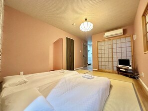 2 bedrooms, free WiFi, bed sheets - KashiwaToji 1 Kyoto Machiya 3 minutes from Toji / Kyoto Minami-ku Kyōto (Kyoto Minami-ku)