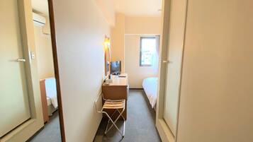 1 chambre, bureau, fer et planche Ă repasser, Wi-Fi gratuit