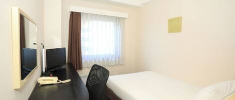 1 bedroom, desk, iron/ironing board, free WiFi